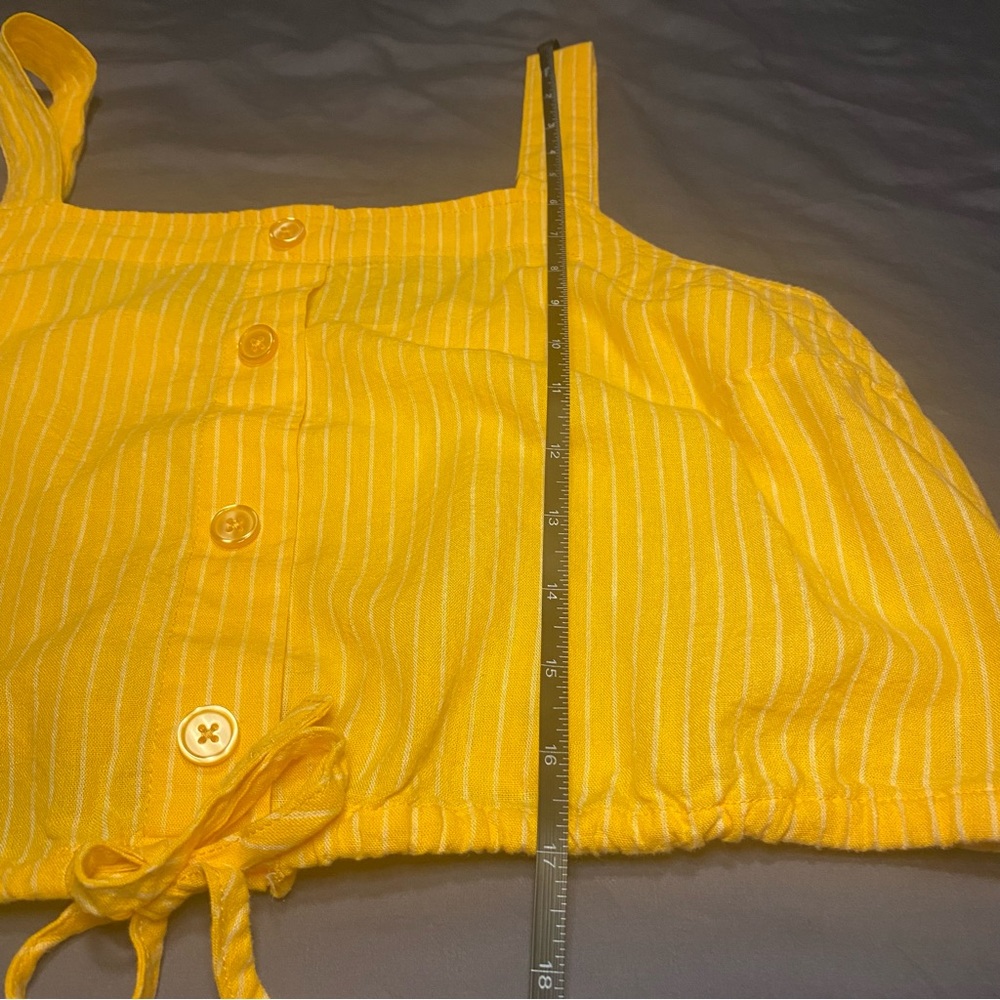 A New Day Yellow and White Striped Crop Top Size L - Picture 7 of 8